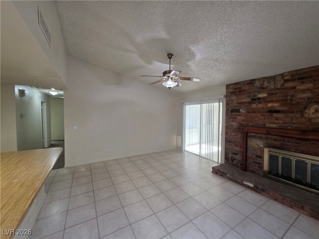 Building Photo - 3214 Anacapa Way