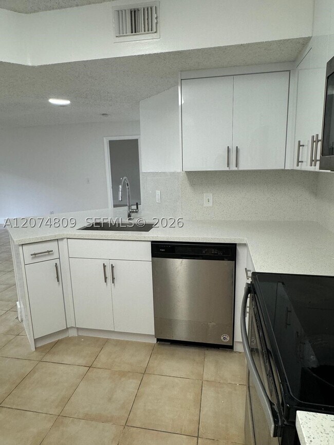 Building Photo - 8801 Wiles Rd