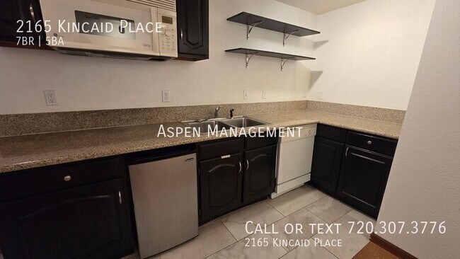 Building Photo - 2165 Kincaid Pl