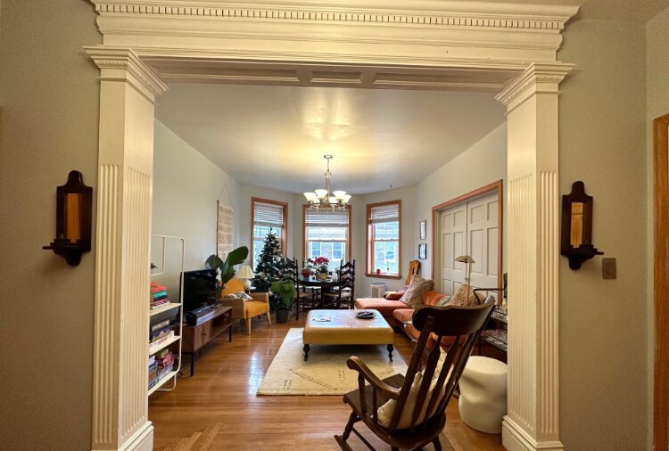 Building Photo - 25 Gibbs St