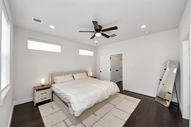 Building Photo - 5502 Wheatley St