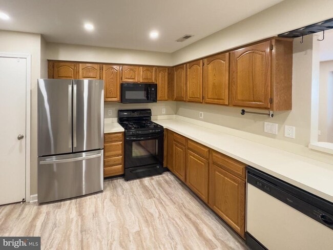 Building Photo - 806 Wharton Rd