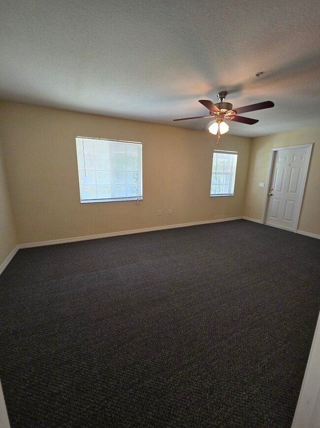 Building Photo - 3409-3410 10 Th Ln W