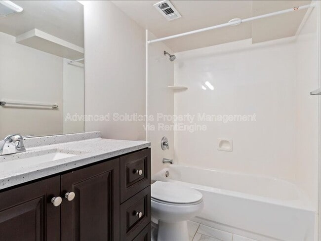 Building Photo - 1966 E Garfield Ave