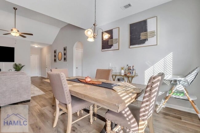 Building Photo - 181 Sunflower Cir NE