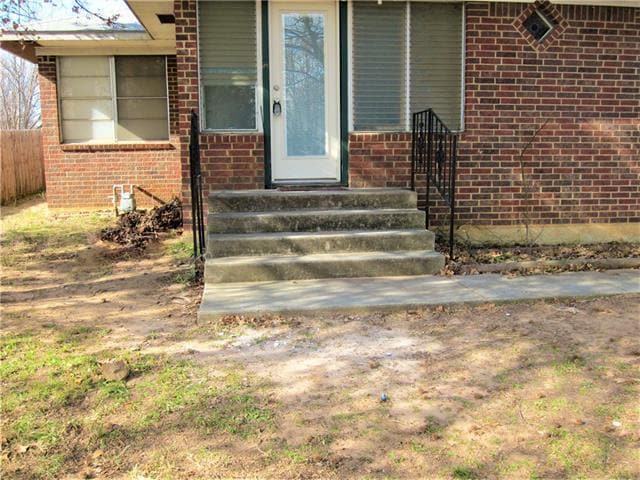 Building Photo - 709 Jannie St