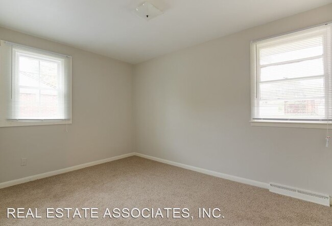 Building Photo - 3 br, 1 bath House - 1122 Fiske Street