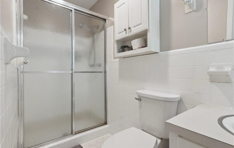 Building Photo - 3925 Chicamauga Dr