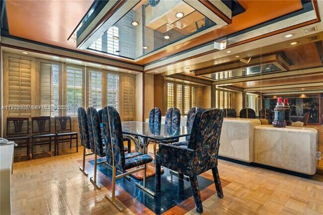 Building Photo - 11111 Biscayne Blvd