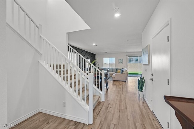 Building Photo - 282 Mount Steel Ave