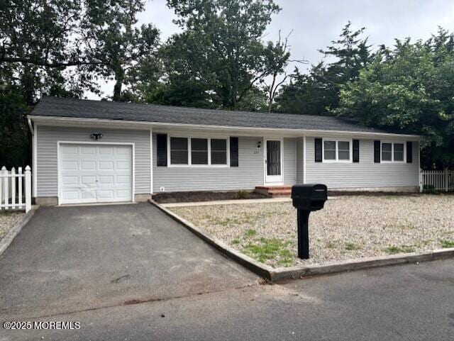 Primary Photo - 255 Dogwood Ln