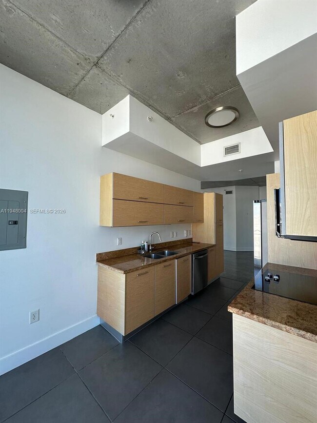 Building Photo - 2275 Biscayne Blvd Blvd