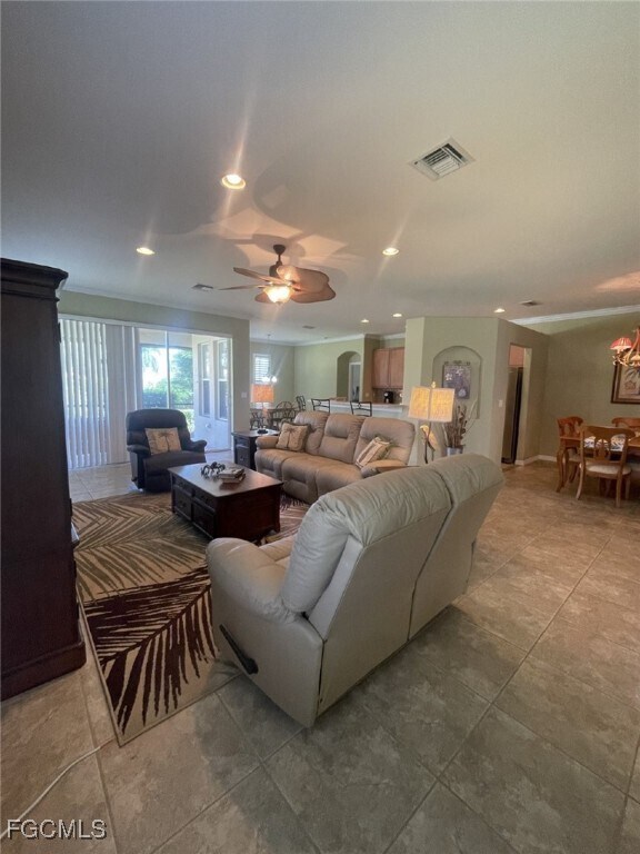 Building Photo - 13818 Village Creek Dr