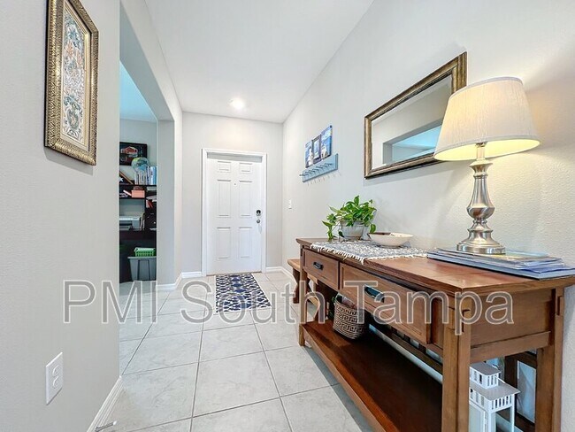 Building Photo - 11116 Sage Canyon Dr.