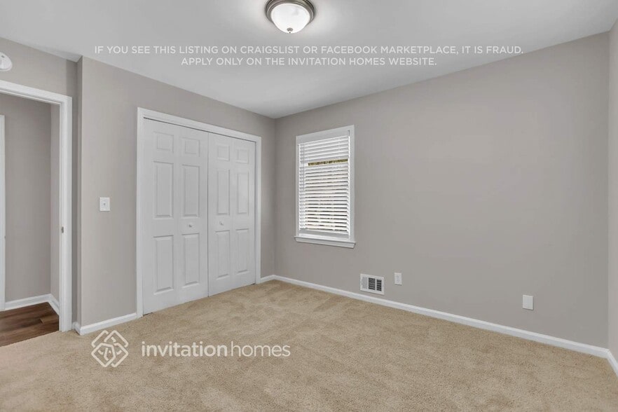 Building Photo - 3458 Charlemagne Dr