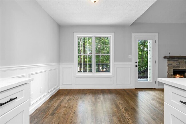 Building Photo - 141 Poplar Way