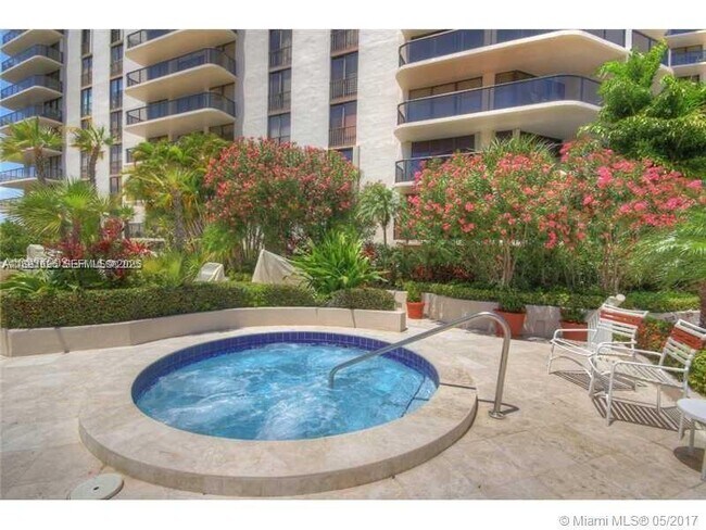 Building Photo - 19667 Turnberry Way