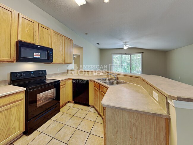 Building Photo - 10909 Acorn Park Court