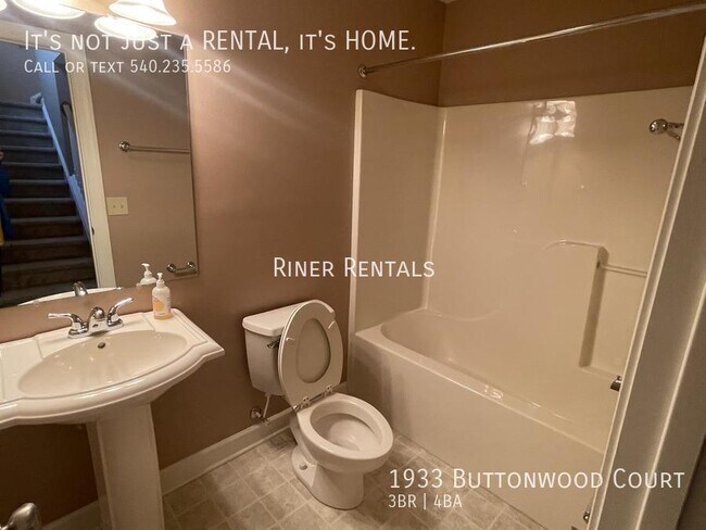 Building Photo - 1933 Buttonwood Ct