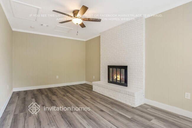 Building Photo - 4668 Donovan St