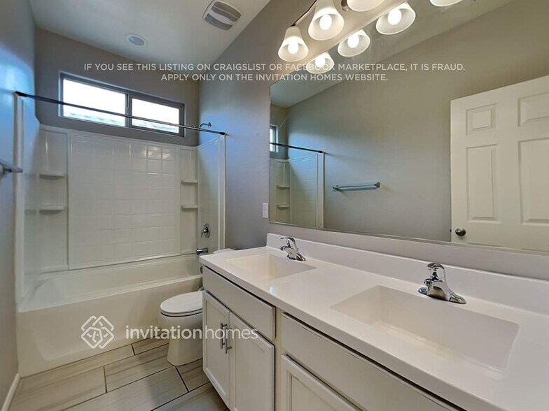 Building Photo - 19683 W Campbell Ave