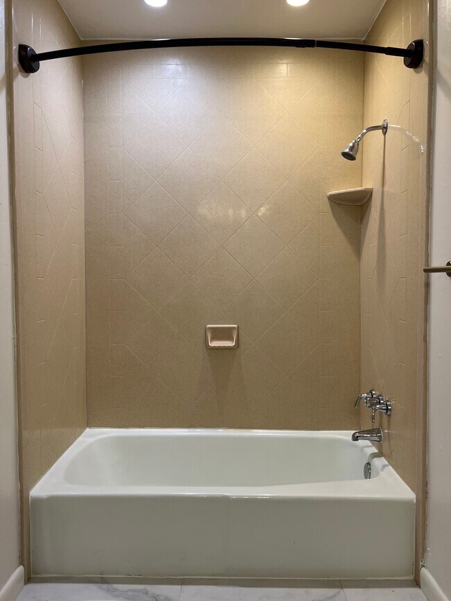 Building Photo - 1655 N Ramsey Ave