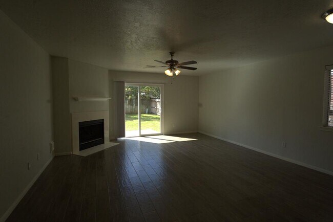 Building Photo - 28711 Atherstone St