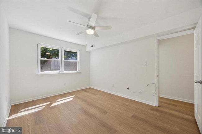 Building Photo - 153 Parker Ave