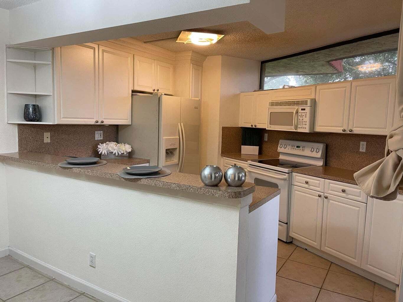 Building Photo - 8159 Severn Dr