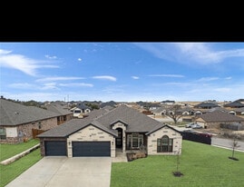 Building Photo - 8401 Preserve Trl
