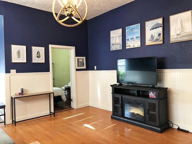 Building Photo - 234 Princeton Ave