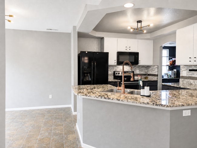 Building Photo - 3 Bedroom Home for Rent in Green Valley Ranch | Pet Friendly | Granite Counters | Near DIA
