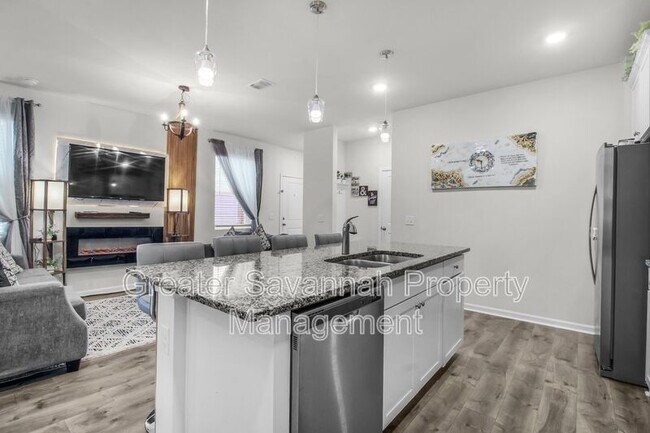 Building Photo - 148 Benelli Dr