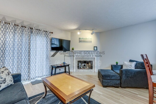 Building Photo - 668 Flintlock Ct