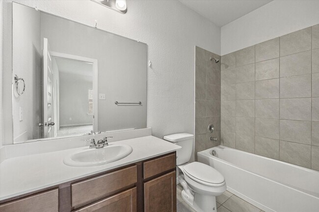 Building Photo - 1410 Crossford Trl
