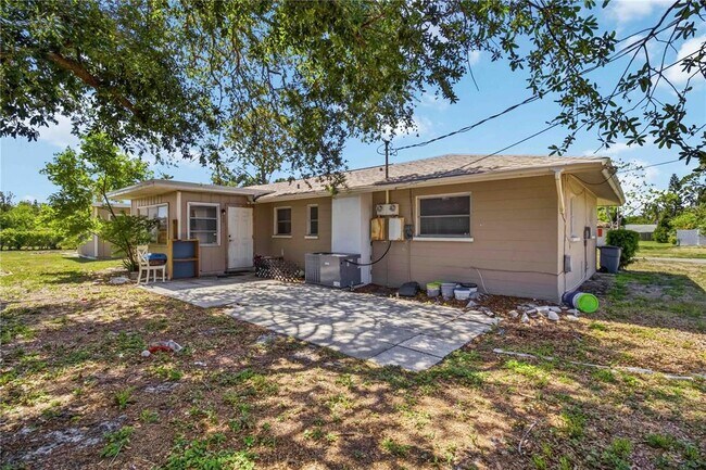 Building Photo - 304 Lantana Ave