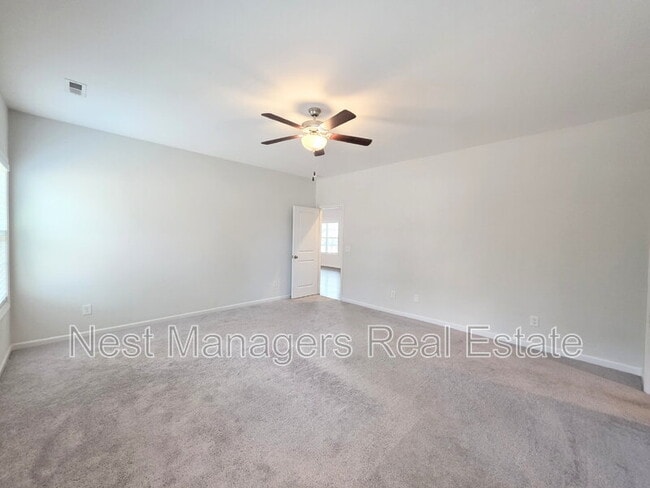 Building Photo - 245 Southern Pl