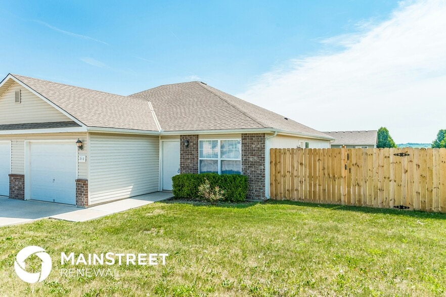 Building Photo - 212 Palmer Ct