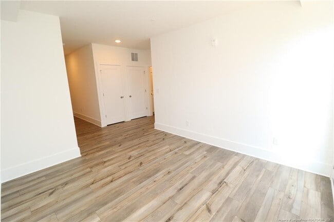 Building Photo - 110 Byrum St