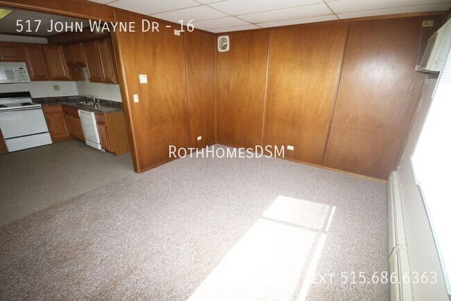 Building Photo - 517 N John Wayne Dr