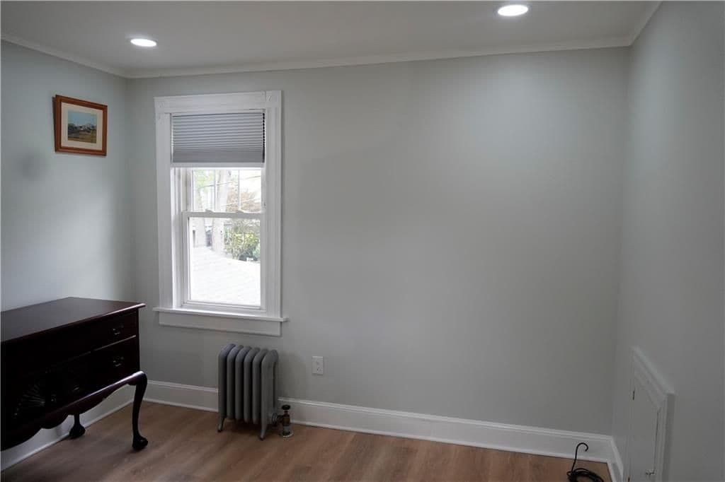 Building Photo - 1358 Narragansett Blvd