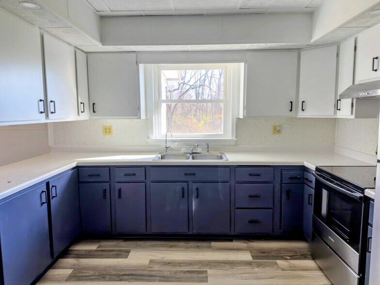 Building Photo - 1222 Katterman Hill Rd