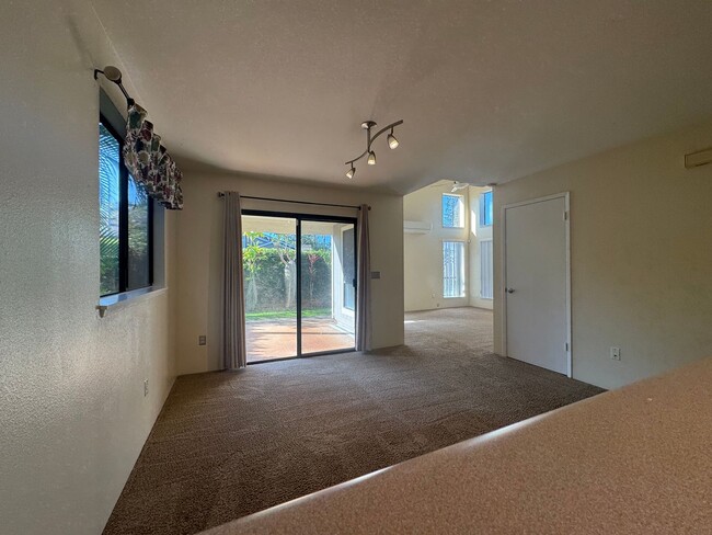 Building Photo - Charming 3-Bed, 2.5-Bath Home in Highly De...