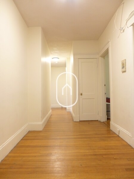 Building Photo - 218 Freeman St