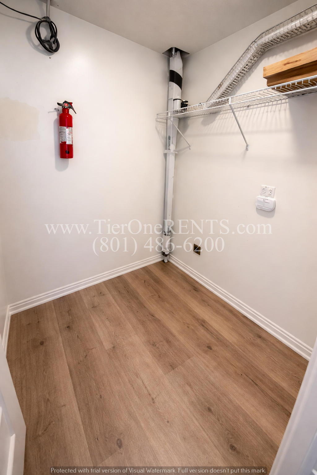 Building Photo - No deposit option for qualified renters