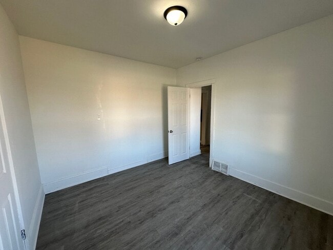 Building Photo - 3069 N 29th St