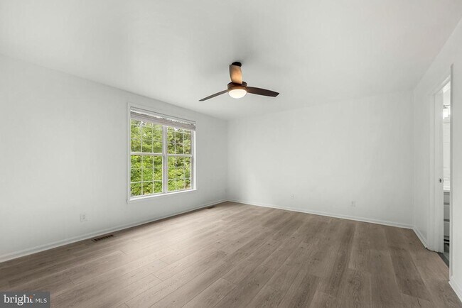 Building Photo - 2985 Marsh Hawk Dr