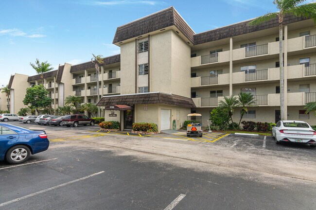 Building Photo - 6100 NW 44th St