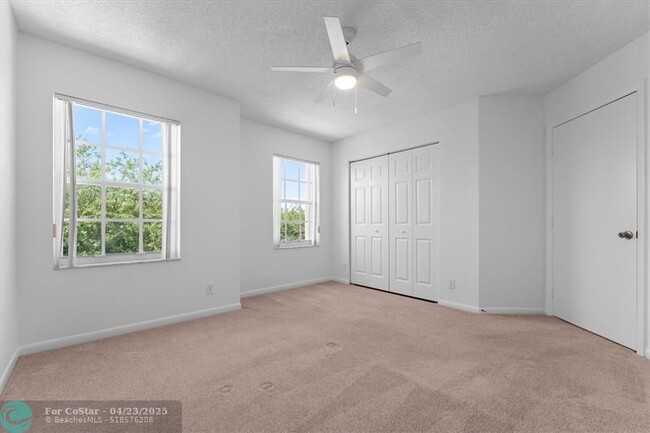 Building Photo - 4565 Purdue Dr