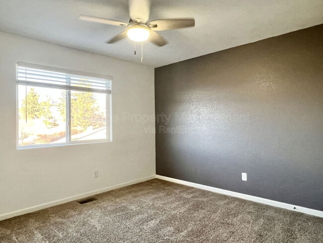 Building Photo - 2260 Covenant Heights